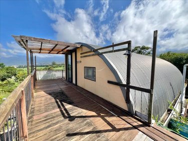 Immeuble a vendre Le Tampon 97430 Réunion 308 m2  436800 euros