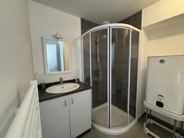 Location appartement Angers 49000 Maine-et-Loire 47 m2 2 pièces 650 euros