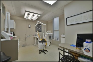 Fonds et murs commerciaux a vendre Le Rheu 35650 Ille-et-Vilaine 75 m2  218400 euros