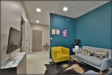 Fonds et murs commerciaux a vendre Le Rheu 35650 Ille-et-Vilaine 75 m2  218400 euros