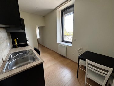 Location appartement Dole 39100 Jura 28 m2 2 pièces 820 euros