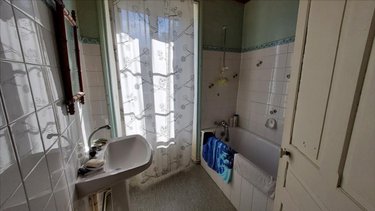 Maison a vendre Poullaouen 29246 Finistère 104 m2 7 pièces 99900 euros