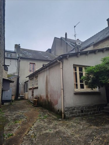 Maison a vendre Huelgoat 29690 Finistère 220 m2 10 pièces 137150 euros
