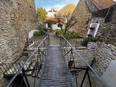Location maison Dole 39100 Jura 201 m2 7 pièces 1100 euros