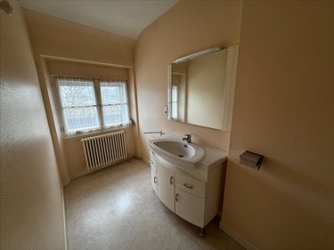 Location maison Dole 39100 Jura 75 m2 3 pièces 850 euros