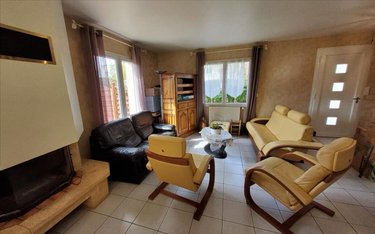 Maison a vendre Carhaix-Plouguer 29270 Finistère 130 m2 6 pièces 299250 euros