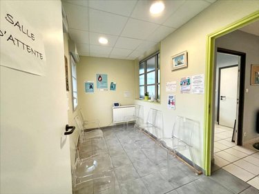 Fonds et murs commerciaux a vendre Saint-Sauveur-le-Vicomte 50390 Manche 102 m2  158160 euros