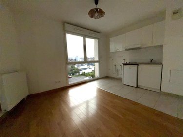 Location appartement Le Petit-Quevilly 76140 Seine-Maritime 20 m2 1 pièce 390 euros