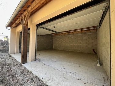 Garage et parking a vendre Dol-de-Bretagne 35120 Ille-et-Vilaine 34 m2  115880 euros