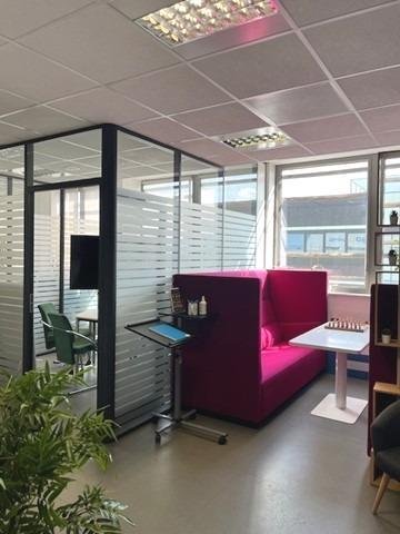 Location fonds et murs commerciaux Bezannes 51430 Marne 112 m2  2230 euros