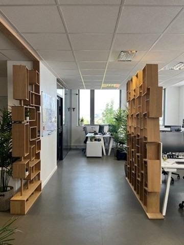 Location fonds et murs commerciaux Bezannes 51430 Marne 112 m2  2230 euros