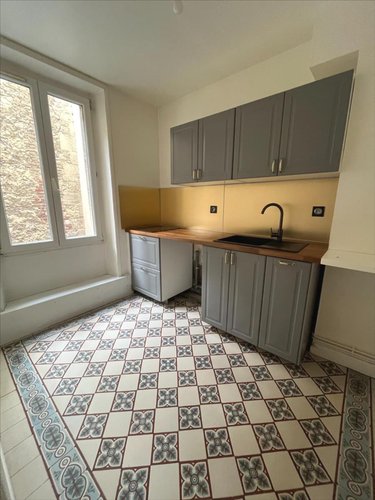 Location appartement Reims 51100 Marne 43 m2 2 pièces 550 euros