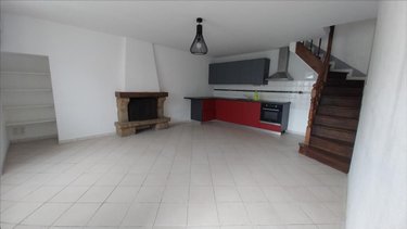 Location maison Dol-de-Bretagne 35120 Ille-et-Vilaine 77 m2 4 pièces 895 euros