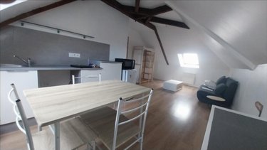 Location appartement Dol-de-Bretagne 35120 Ille-et-Vilaine 18 m2 1 pièce 405 euros