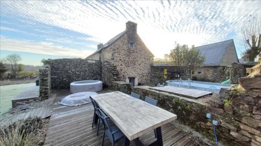 Maison a vendre Huelgoat 29690 Finistère 175 m2 6 pièces 419000 euros