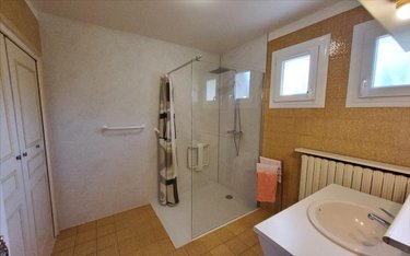 Maison a vendre Carhaix-Plouguer 29270 Finistère 166 m2 7 pièces 283500 euros