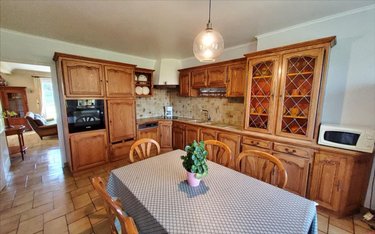 Maison a vendre Carhaix-Plouguer 29270 Finistère 166 m2 7 pièces 283500 euros