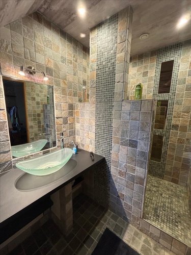 Maison a vendre Berrien 29690 Finistère 209 m2 8 pièces 346500 euros