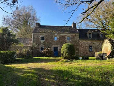 Maison a vendre Berrien 29690 Finistère 209 m2 8 pièces 346500 euros