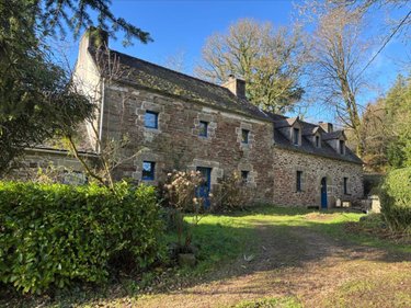Maison a vendre Berrien 29690 Finistère 209 m2 8 pièces 346500 euros