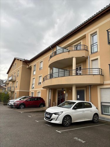 Location appartement Bourg-en-Bresse 01000 Ain 37 m2 2 pièces 600 euros