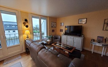 Maison a vendre Carhaix-Plouguer 29270 Finistère 128 m2 7 pièces 210000 euros