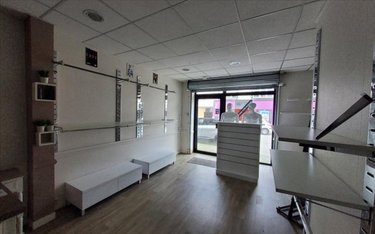 Location fonds et murs commerciaux Carhaix-Plouguer 29270 Finistère 70 m2  600 euros