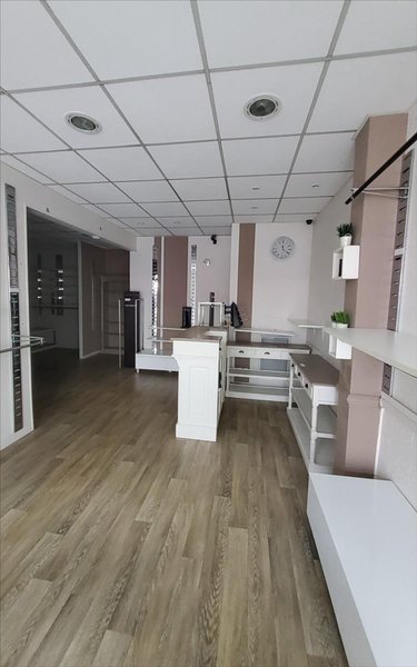 Location fonds et murs commerciaux Carhaix-Plouguer 29270 Finistère 70 m2  600 euros