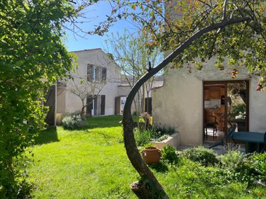 Maison a vendre Salles-sur-Mer 17220 Charente-Maritime 218 m2 8 pièces 410800 euros