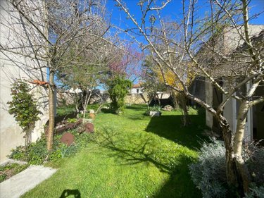 Maison a vendre Salles-sur-Mer 17220 Charente-Maritime 218 m2 8 pièces 410800 euros