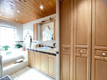 Maison a vendre La Jarrie 17220 Charente-Maritime 135 m2 4 pièces 358800 euros