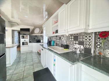 Maison a vendre La Jarrie 17220 Charente-Maritime 127 m2 6 pièces 332000 euros