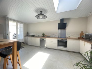 Maison a vendre La Jarrie 17220 Charente-Maritime 112 m2 4 pièces 299000 euros
