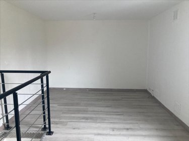 Location appartement Petit-Couronne 76650 Seine-Maritime 33 m2 2 pièces 450 euros