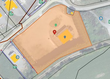 Immeuble a vendre Callac 22160 Côtes-d'Armor 400 m2  210000 euros