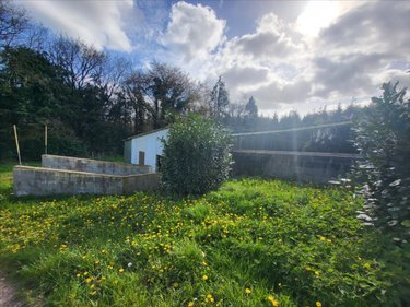 Bien agricole a vendre Poullaouen 29246 Finistère  157500 euros