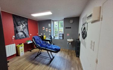 Location fonds et murs commerciaux Carhaix-Plouguer 29270 Finistère 70 m2  680 euros