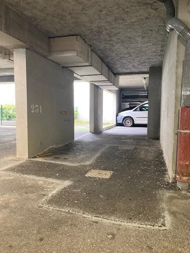 Garage et parking a vendre Rouen 76000 Seine-Maritime  15000 euros