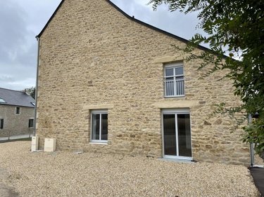 Location appartement Plougoumelen 56400 Morbihan 84 m2  850 euros