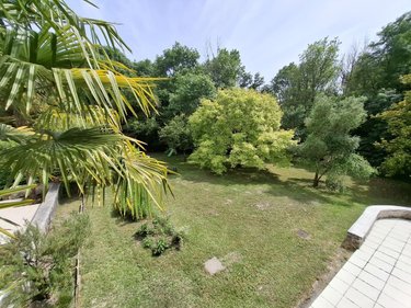 Maison a vendre Saintes 17100 Charente-Maritime 405 m2 11 pièces 500000 euros