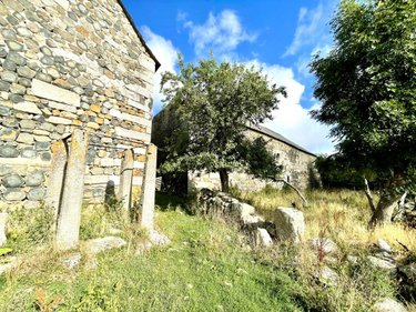 Maison a vendre Peyre en Aubrac 48130 Lozère 84 m2  149000 euros