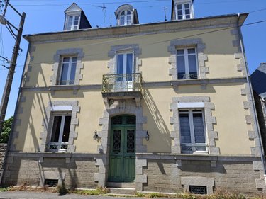 Maison a vendre Pontivy 56300 Morbihan 254 m2 7 pièces 470620 euros