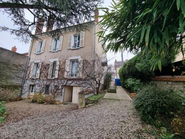 Maison a vendre Montargis 45200 Loiret 188 m2 8 pièces 243800 euros