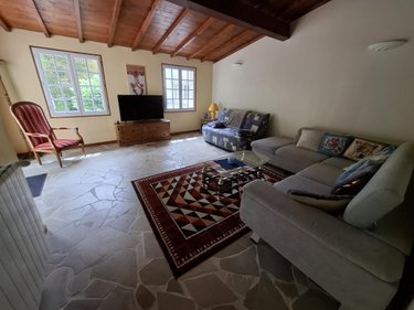 Maison a vendre Saintes 17100 Charente-Maritime 405 m2 11 pièces 500000 euros