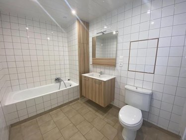 Immeuble a vendre Cherré-Au 72400 Sarthe 81 m2  79500 euros