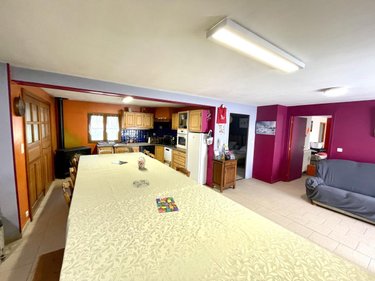 Fonds et murs commerciaux a vendre Lajo 48120 Lozère 342 m2  850000 euros