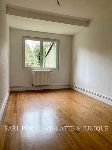 Location appartement Ambérieu-en-Bugey 01500 Ain 70 m2 3 pièces 740 euros