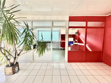 Fonds et murs commerciaux a vendre Saint-Chély-d'Apcher 48200 Lozère 70 m2  60000 euros