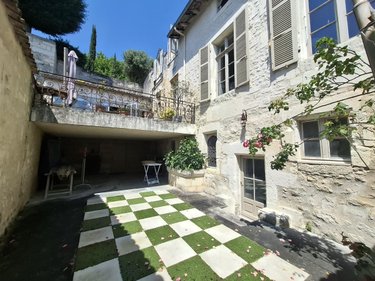 Maison a vendre Saintes 17100 Charente-Maritime 350 m2 13 pièces 1040000 euros