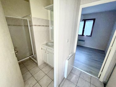 Location appartement Saint-Chély-d'Apcher 48200 Lozère 66 m2  640 euros